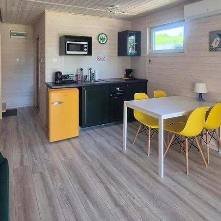 2 Bedroom Lovely In ريوزينو